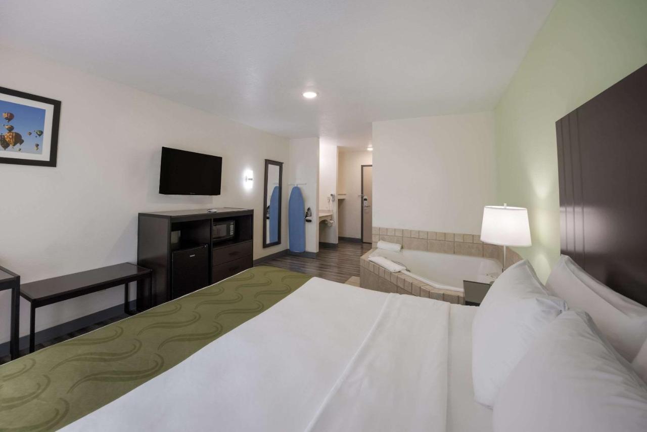 Quality Inn & Suites Clayton, Nm Luaran gambar