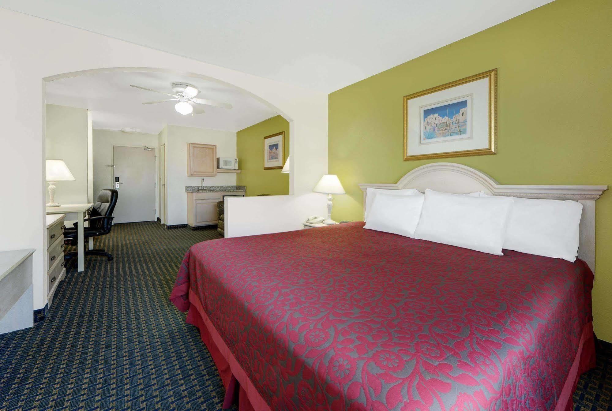 Quality Inn & Suites Clayton, Nm Luaran gambar